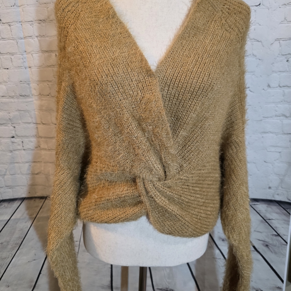 Dee Elly | Reversible Twist Knot Front/Back Eyelash Knit Sweater Size‎ S